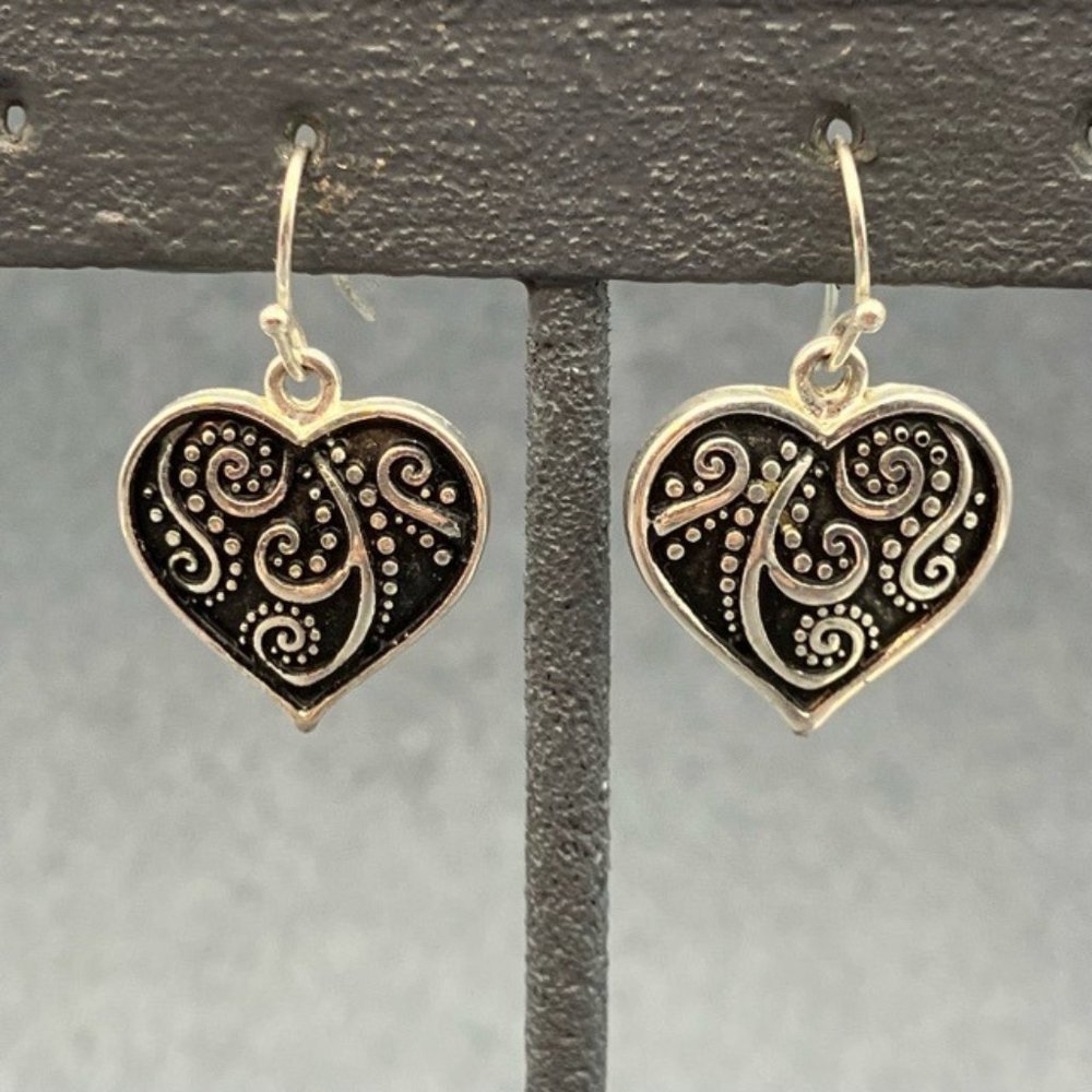 Heart Dangle Pierced Earrings Antiqued Scroll Silver Valentine Soft Girl Retro